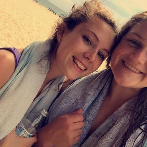 Meet your Posher, Lydia